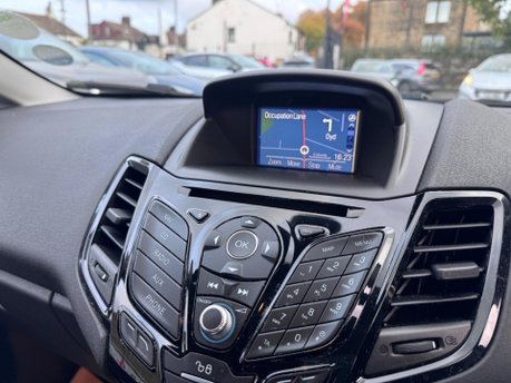 Ford Fiesta ZETEC S 14
