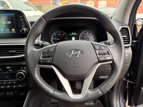 Hyundai TUCSON CRDI PREMIUM SE MHEV 15