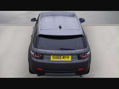 Land Rover Discovery Sport 2.0 Discovery Sport SE Tech TD4 Auto 4WD 5dr 8