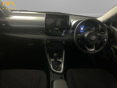 Toyota Yaris 1.5 VVT-h Icon Hatchback 5dr Petrol Hybrid E-CVT Euro 6 (s/s) (116 ps) 18
