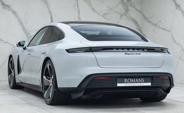 Porsche Taycan 4S 7