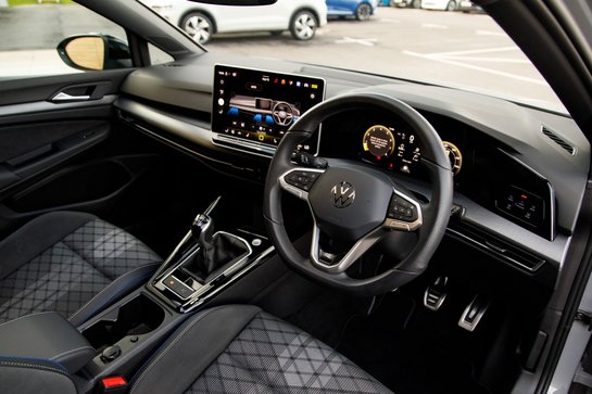 Volkswagen Golf BLACK EDITION TSI