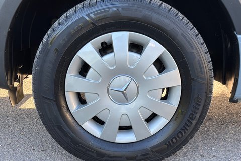 Mercedes-Benz Sprinter 319 Cdi Premium - with In-Built Bed + Diesel Heater 37
