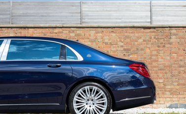 Mercedes-Benz M Class S600 34