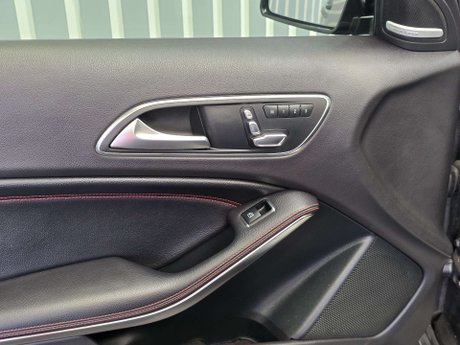 Mercedes-Benz A Class 2.0 A45 AMG Hatchback 5dr Petrol SpdS DCT 4MATIC Euro 6 (s/s) (360 ps) 37