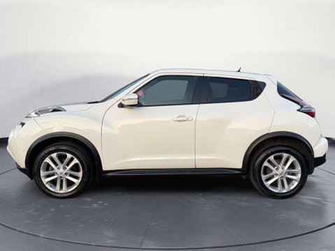 Nissan Juke 1.6 Juke N-Connecta CVT 5dr 2