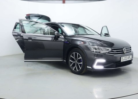 Volkswagen Passat 1.4 TSI 13kWh GTE Estate 5dr Petrol Plug-in Hybrid DSG Euro 6 (s/s) (218 ps 59