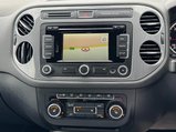 Volkswagen Tiguan 2.0 TDI BlueMotion Tech R-Line DSG 4WD Euro 5 (s/s) 5dr 14