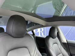 Tesla Model 3 Saloon 4dr Electric Auto RWD (241 bhp) 46