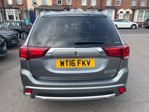 Mitsubishi Outlander 2.0h 12kWh GX4h CVT 4WD Euro 6 (s/s) 5dr 5