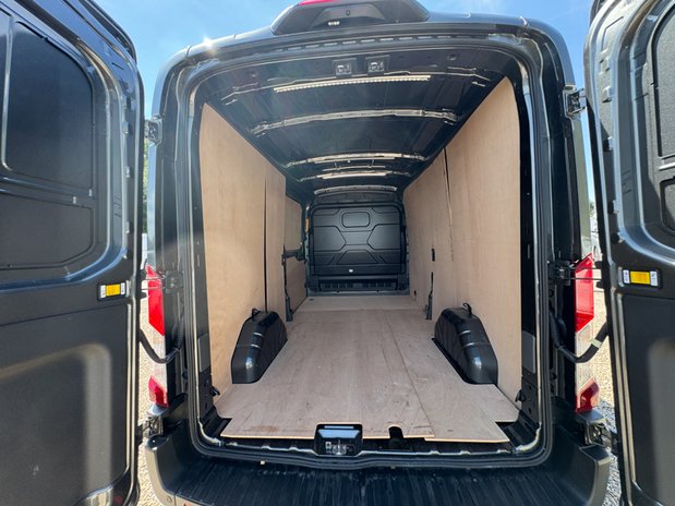 Ford Transit AUTO LWB L3H2 Medium Roof Limited 350 Air Con Alloys Cam EURO 6 NO VAT 9