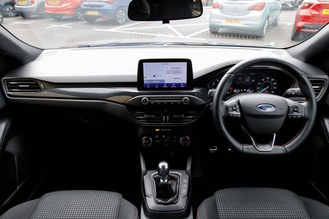 Ford Focus ST-LINE 3