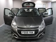 Peugeot 208 PURETECH S/S SIGNATURE 7