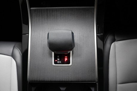 Land Rover Range Rover Evoque 1.5 P300e 11.9kWh Autobiography SUV 5dr Petrol Plug-in Hybrid Auto 4WD Euro 21