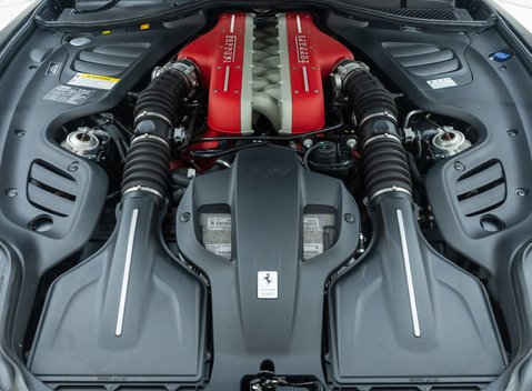 Ferrari GTC4 Lusso V12 34