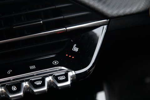 Peugeot 208 GT PREMIUM 35