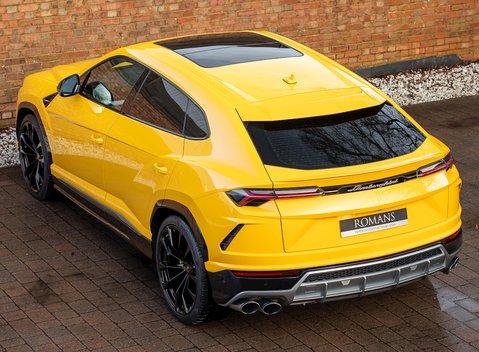 Lamborghini Urus 9