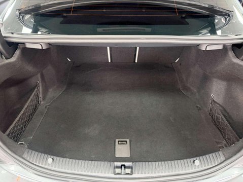 Mercedes-Benz C Class 1.6 C200d Sport Saloon 4dr Diesel G-Tronic+ Euro 6 (s/s) (136 ps) 33