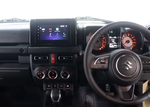 Suzuki Jimny SZ5 4X4 24
