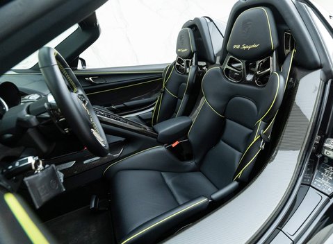 Porsche 918 Spyder 7