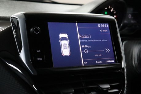 Peugeot 2008 BLUEHDI ALLURE 37