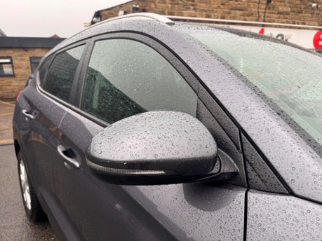 Hyundai TUCSON GDI SE NAV 19