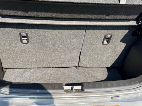 Suzuki Swift SZ4 57
