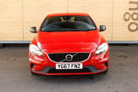 Volvo V40 T2 R-DESIGN NAV PLUS 5