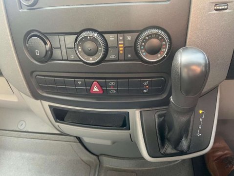 Mercedes-Benz Sprinter 2.1 211 CDI MWB 109 BHP 21