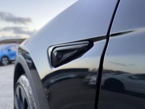 Tesla Model Y (Dual Motor) Performance SUV 5dr Electric Auto 4WDE (426 bhp) 47