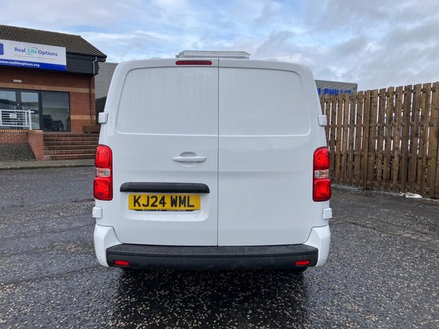 Citroen Dispatch DISPATCH XL DIESEL 1.5 Blue HDi 120ps Van Driver 5