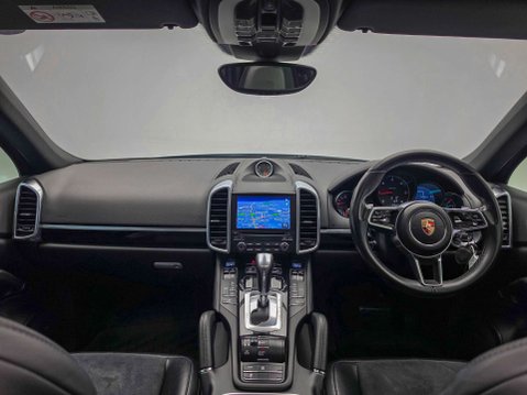 Porsche Cayenne 3.0 Cayenne D Platinum Edition V6 Tiptronic S A 4WD 5dr 17