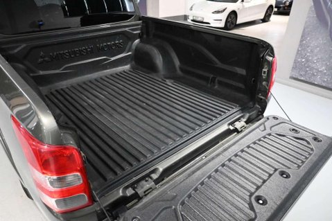 Mitsubishi L200 DI-D 4WD WARRIOR DCB 14