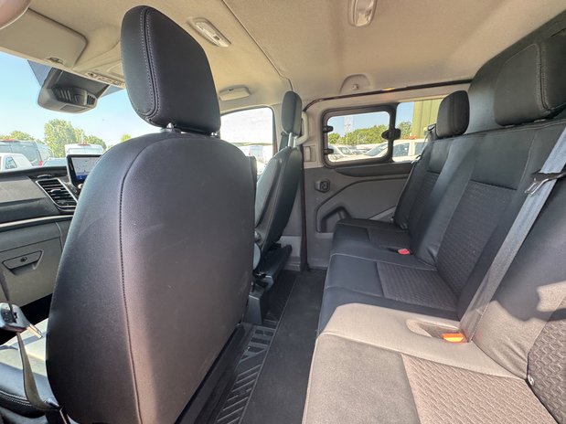 Ford Transit Custom Crew Cab AUTO SWB L1H1 Low Roof Sport 320 Nav Sensors Air Con Alloys EURO 6 13