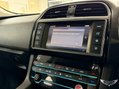 Jaguar F-Pace 2.0 D180 Prestige Auto AWD Euro 6 (s/s) 5dr 31