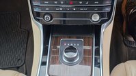 Jaguar XF 2.0d Portfolio Saloon 4dr Diesel Auto Euro 6 (s/s) (163 ps) 23