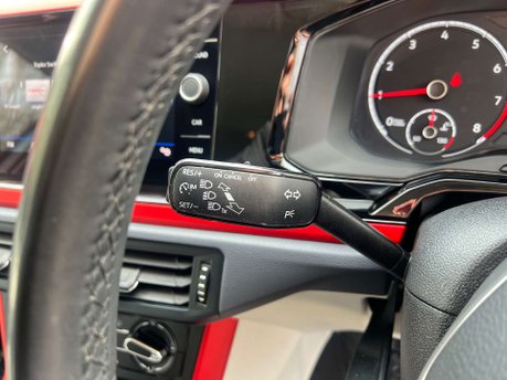 Volkswagen Polo 1.0 Polo Beats TSi Semi-Auto 5dr 21