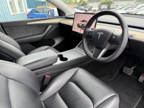 Tesla Model Y (Dual Motor) Long Range SUV 5dr Electric Auto 4WDE (384 bhp) 2