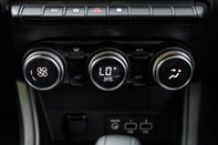 Renault Captur TECHNO E-TECH 38