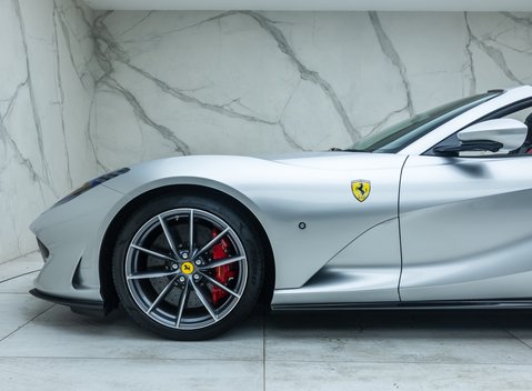 Ferrari 812 GTS 30