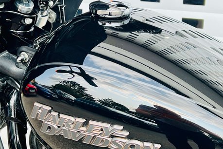 Harley-Davidson Street Dyna Street Bob 1745 27