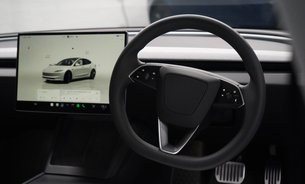 Tesla Model 3 LONG RANGE AWD Enhanced Autopilot with Auto Park & Summon White Interior  13
