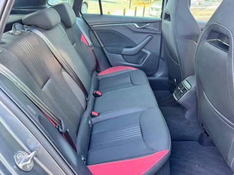 Skoda Kamiq MONTE CARLO TSI DSG 38