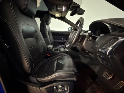 Jaguar E-Pace E-PACE R-DYNAMIC HSE 15