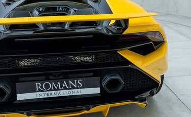 Lamborghini Huracan Tecnica 27