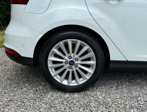 Ford Focus 1.5 Focus Titanium X 5dr 13