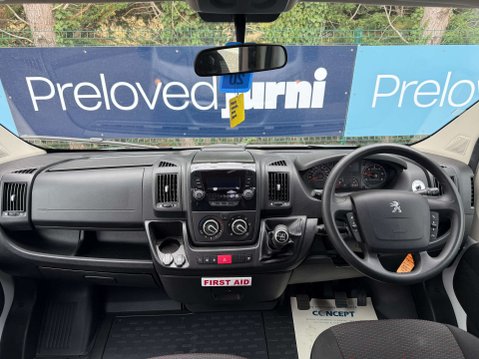Peugeot Boxer 2.2 L3H2 15-seat Non-D1 3500kg minibus w/ AC & parking sensors. ULEZ Euro 6 6