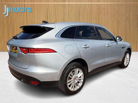 Jaguar F-Pace 2.0 D240 Portfolio SUV 5dr Diesel Auto AWD Euro 6 (s/s) (240 ps) 32