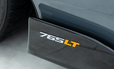 McLaren 765LT 39