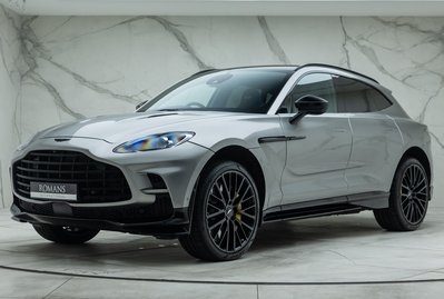 Aston Martin DBX 707